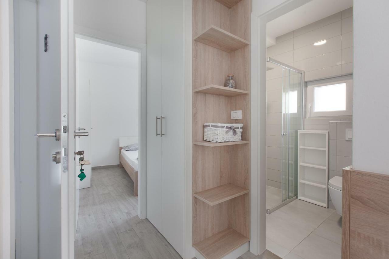 Apartments Coast 27 Podgora Εξωτερικό φωτογραφία